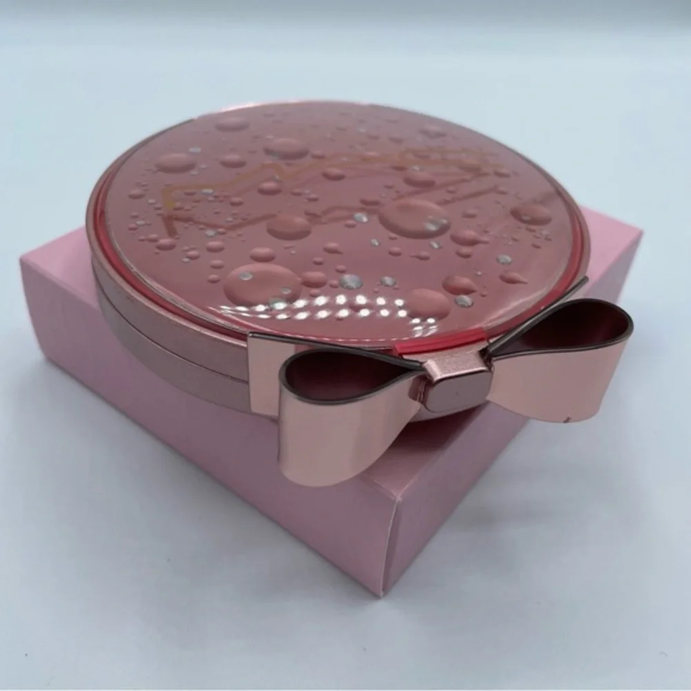 Mac 2022 Limited Holiday Eye Love Surprises Regal Rose 6 Pan Eyeshadow‎ Pallet